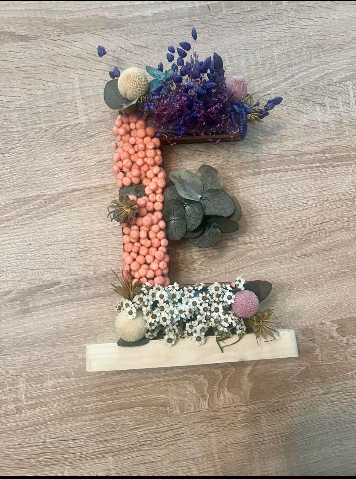 Letras de Madera Decoradas con Preservada - Imagen 6